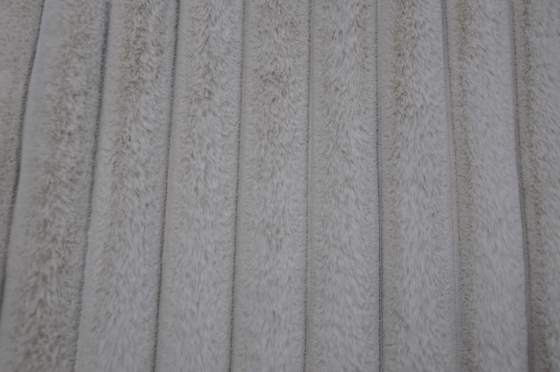 Αυλακωμένη γούνα 100Polyester 150cm CW κουνελιών ή διευθετήσιμος